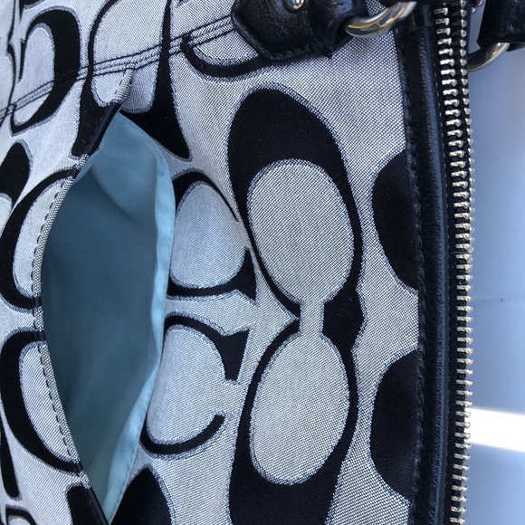 Coach Daisy Signature Outline Emma Metallic Shoulder Bag - Picture 11 of 12